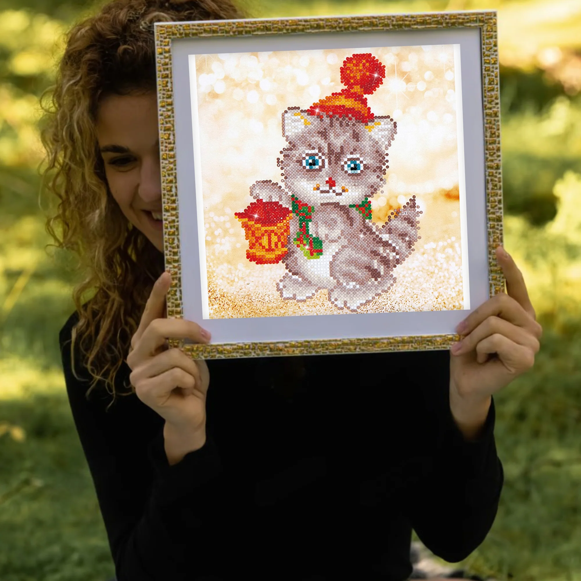 Diamond Dotz Christmas Kitten Glow - 9.1" x 9.8" - Image 3