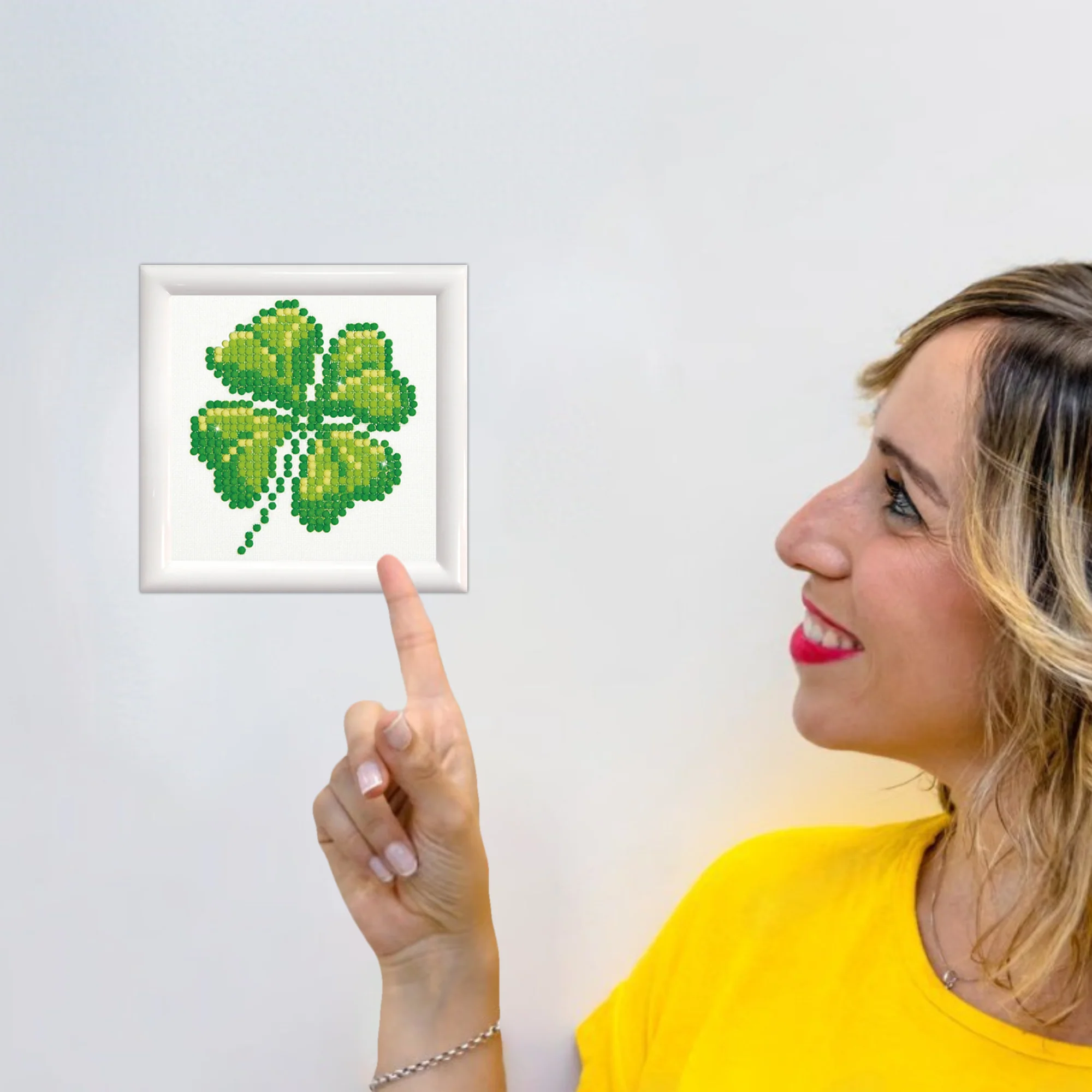 Diamond Dotz Four Leaf Clover with Frame - 4.0" x 4.0" - Image 4