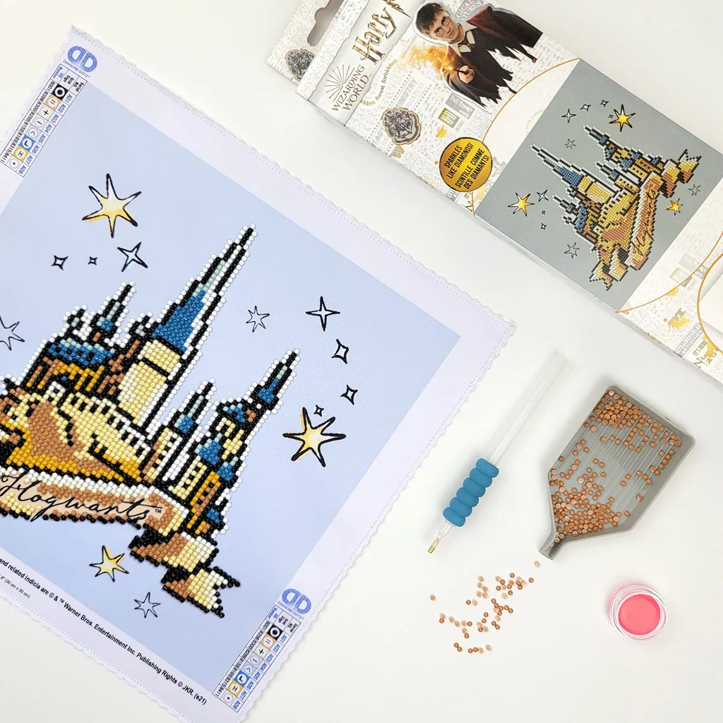 Diamond Dotz Hogwarts Castle - 8.7" x 8.7" - Image 2