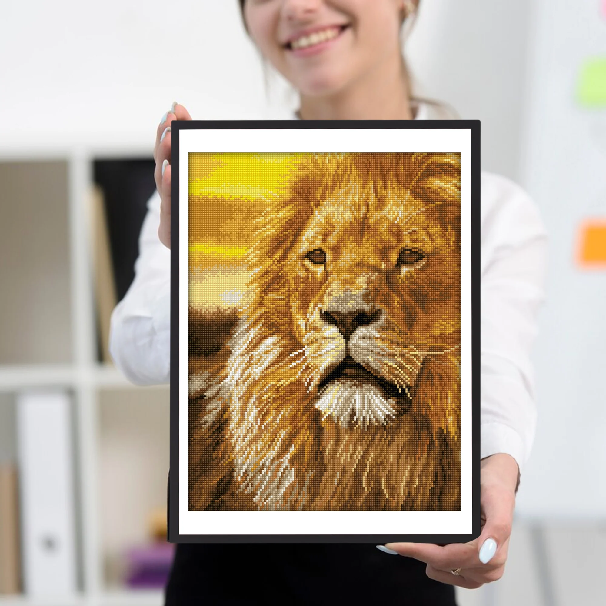 Diamond Dotz Lord of the Serengeti - 13.8" x 17.7" - Image 6