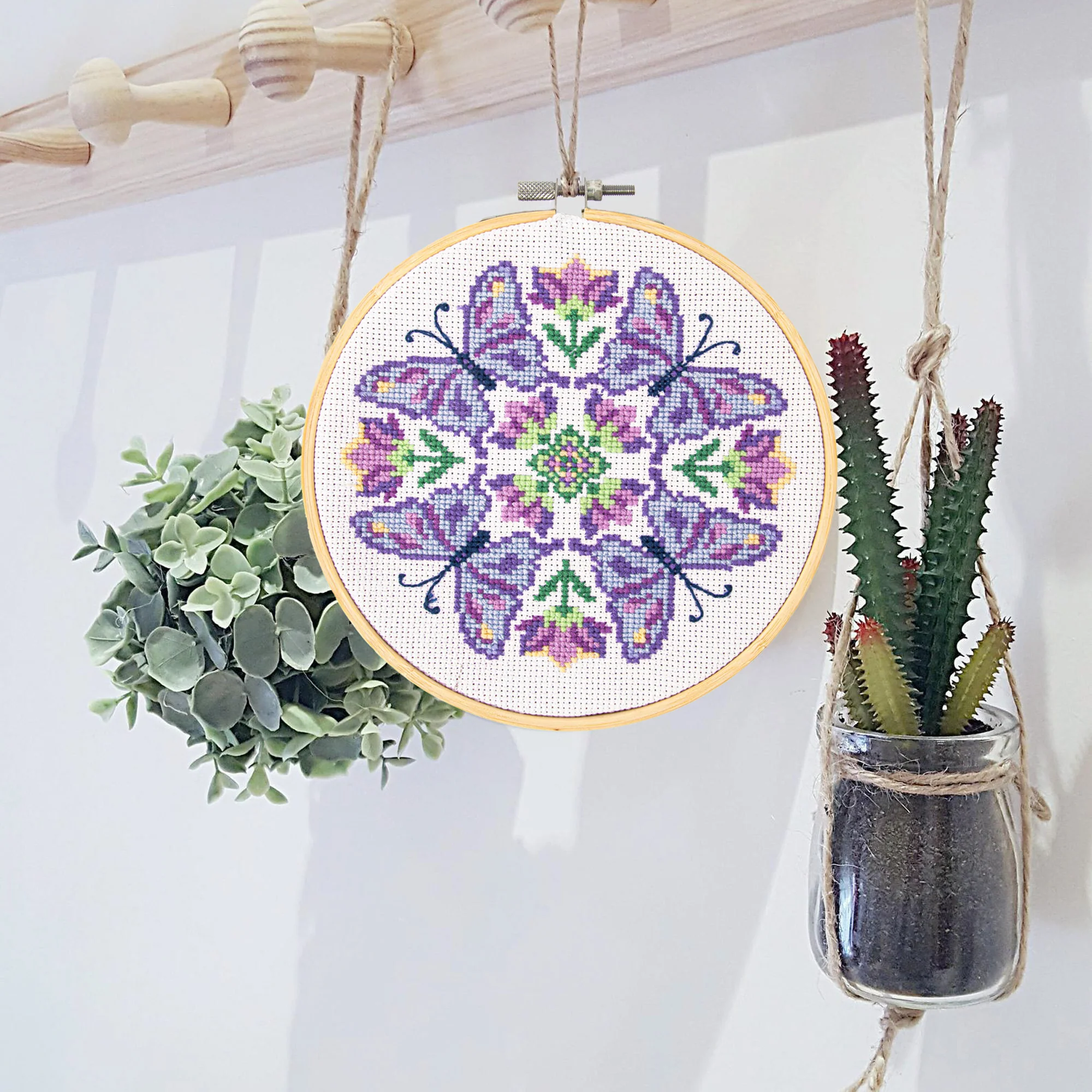 Diamond Dotz No-Count Cross Stitch Flutterby Mandala - 6 in - Image 4