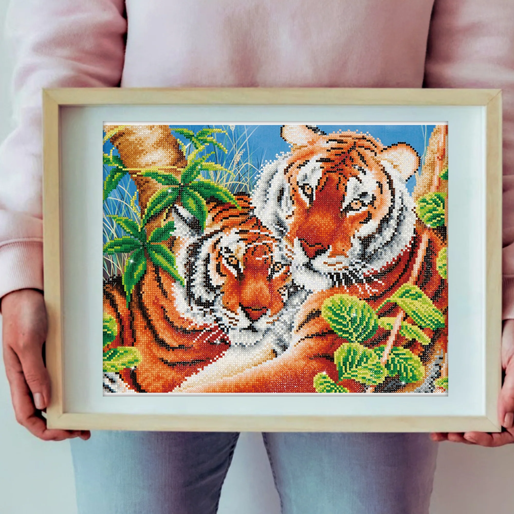 Diamond Dotz Tender Tigers - 20.5" x 14.6" - Image 2